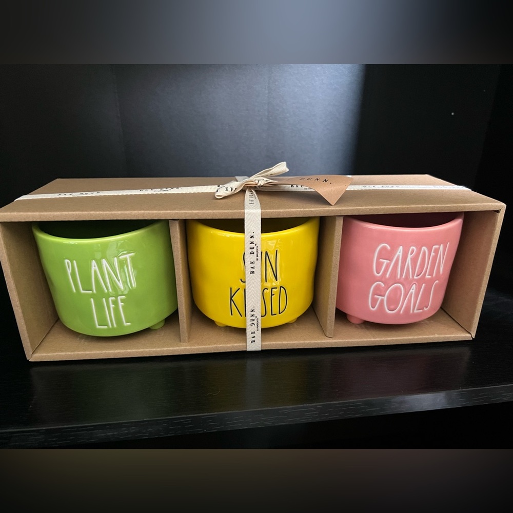 New in box planters